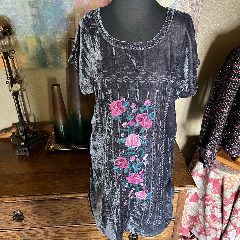 Chelsea & Theodore Dress
